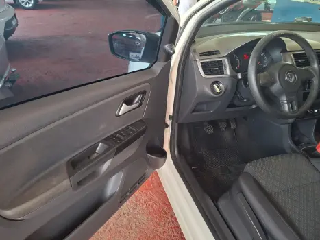 VOLKSWAGEN Fox 1.6 4P MSI TRENDLINE FLEX, Foto 8