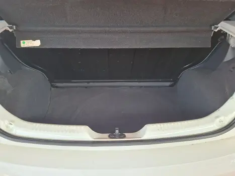 VOLKSWAGEN Fox 1.6 4P MSI TRENDLINE FLEX, Foto 13