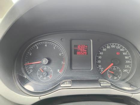 VOLKSWAGEN Fox 1.6 4P TREND FLEX, Foto 13