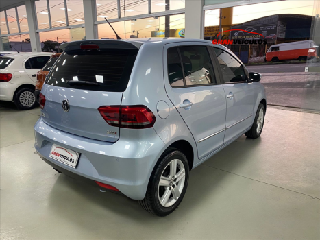 VOLKSWAGEN Fox 1.6 4P HIGHLINE FLEX, Foto 4