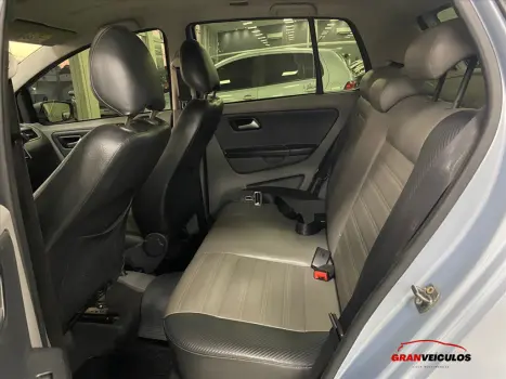 VOLKSWAGEN Fox 1.6 4P HIGHLINE FLEX, Foto 10