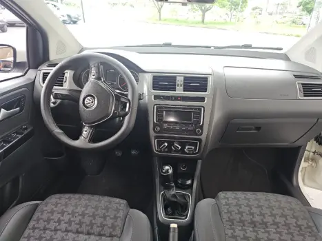 VOLKSWAGEN Fox 1.6 4P COMFORTLINE FLEX, Foto 18