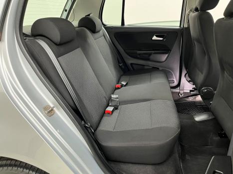 VOLKSWAGEN Fox 1.6 4P FLEX CONNECT I-MOTION AUTOMATIZADO, Foto 6