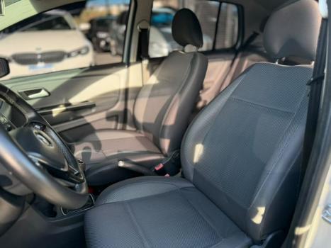 VOLKSWAGEN Fox 1.6 4P, Foto 13