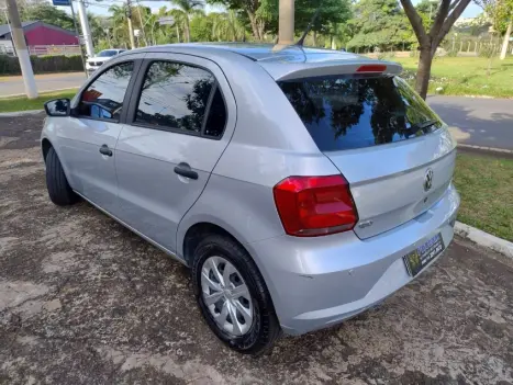 VOLKSWAGEN Gol 1.0 12V 4P FLEX MPI G7, Foto 4