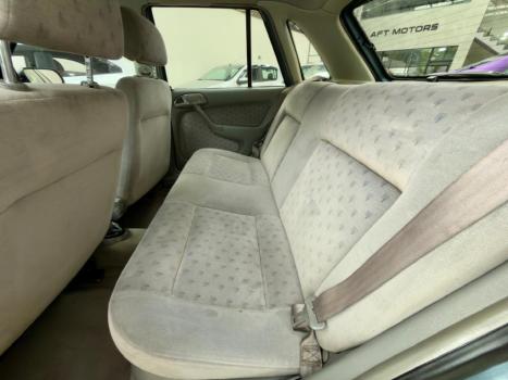 VOLKSWAGEN Gol 1.6 MI 4P, Foto 7