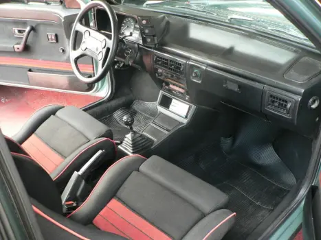 VOLKSWAGEN Gol 1.8 GTS, Foto 7