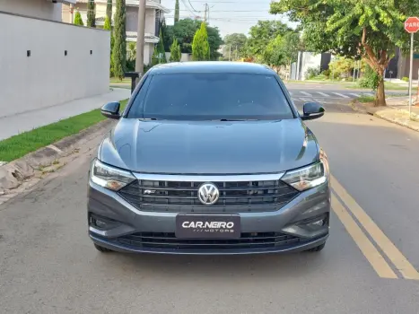 VOLKSWAGEN Jetta 1.4 4P 250 TSI R-LINE AUTOMTICO, Foto 3