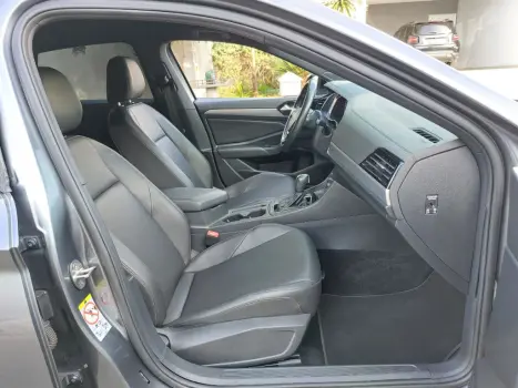 VOLKSWAGEN Jetta 1.4 4P 250 TSI R-LINE AUTOMTICO, Foto 12