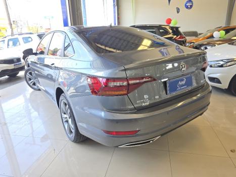 VOLKSWAGEN Jetta 1.4 4P 250 TSI R-LINE AUTOMTICO, Foto 4