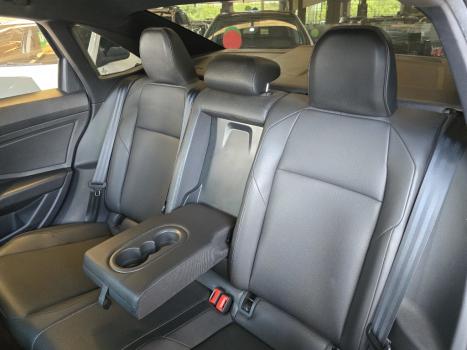 VOLKSWAGEN Jetta 1.4 4P 250 TSI R-LINE AUTOMTICO, Foto 16