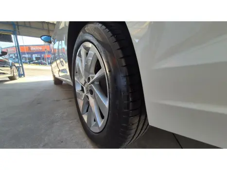 VOLKSWAGEN Jetta 1.4 4P 250 TSI TURBO COMFORTLINE AUTOMTICO, Foto 16