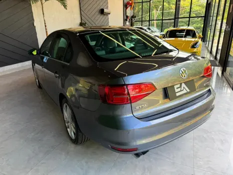 VOLKSWAGEN Jetta 1.4 4P 250 TSI TURBO COMFORTLINE AUTOM�TICO, Foto 7