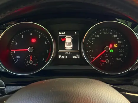 VOLKSWAGEN Jetta 1.4 4P 250 TSI TURBO COMFORTLINE AUTOM�TICO, Foto 15