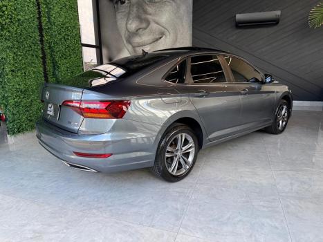 VOLKSWAGEN Jetta 1.4 4P 250 TSI R-LINE AUTOM�TICO, Foto 9