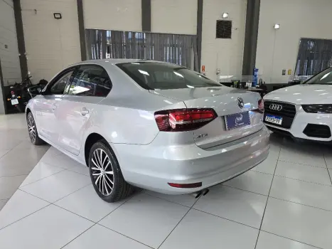 VOLKSWAGEN Jetta 1.4 16V 4P TSI COMFORTLINE AUTOM�TICO, Foto 4