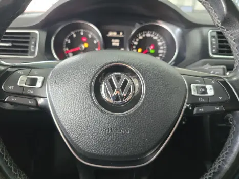 VOLKSWAGEN Jetta 1.4 16V 4P TSI COMFORTLINE AUTOM�TICO, Foto 10