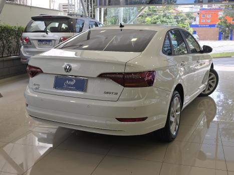 VOLKSWAGEN Jetta 1.4 4P 250 TSI TURBO COMFORTLINE AUTOM�TICO, Foto 5