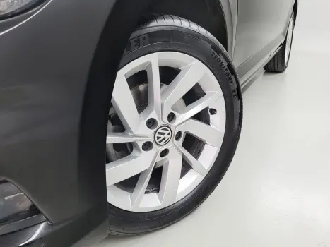 VOLKSWAGEN Jetta 1.4 4P 250 TSI TURBO COMFORTLINE AUTOM�TICO, Foto 10