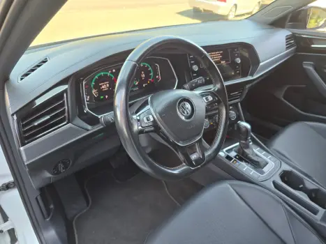 VOLKSWAGEN Jetta 1.4 4P 250 TSI R-LINE AUTOMÁTICO, Foto 15