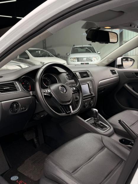 VOLKSWAGEN Jetta 1.4 4P 250 TSI TURBO COMFORTLINE AUTOMÁTICO, Foto 8