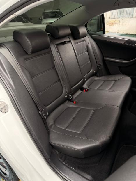 VOLKSWAGEN Jetta 1.4 4P 250 TSI TURBO COMFORTLINE AUTOMÁTICO, Foto 10