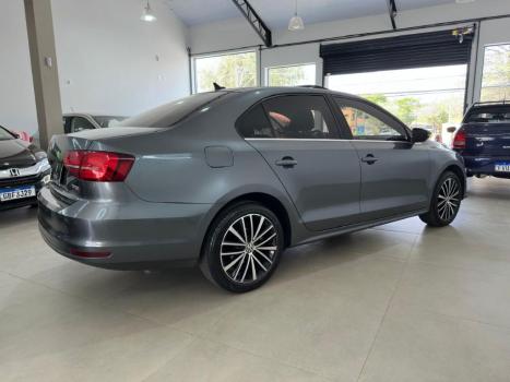 VOLKSWAGEN Jetta 2.0 4P TSI HIGHLINE 211 CV AUTOMTICO, Foto 4