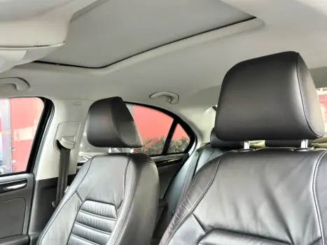 VOLKSWAGEN Jetta 2.0 4P TSI HIGHLINE 211 CV AUTOMTICO, Foto 9