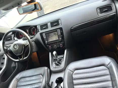 VOLKSWAGEN Jetta 2.0 4P TSI HIGHLINE 211 CV AUTOMTICO, Foto 12