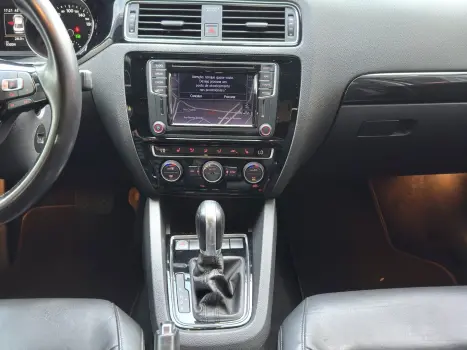 VOLKSWAGEN Jetta 2.0 4P TSI HIGHLINE 211 CV AUTOMTICO, Foto 14