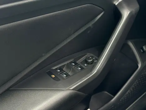 VOLKSWAGEN Jetta 2.0 4P 350 TSI GLI AUTOM�TICO DSG, Foto 16