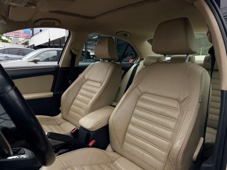 VOLKSWAGEN Jetta 2.0 4P TSI HIGHLINE 211 CV AUTOMTICO, Foto 13