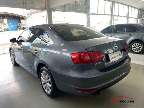 VOLKSWAGEN Jetta 2.0 4P FLEX COMFORTLINE TIPTRONIC AUTOMTICO, Foto 6