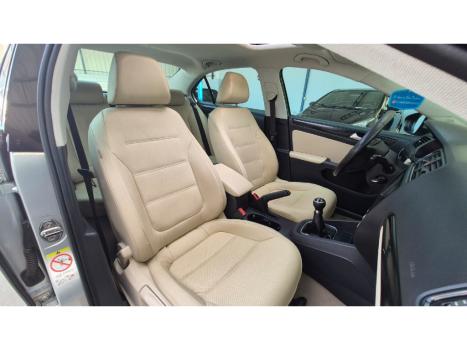 VOLKSWAGEN Jetta 2.0 4P COMFORTLINE FLEX, Foto 11
