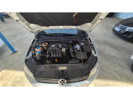 VOLKSWAGEN Jetta 2.0 4P COMFORTLINE FLEX, Foto 12