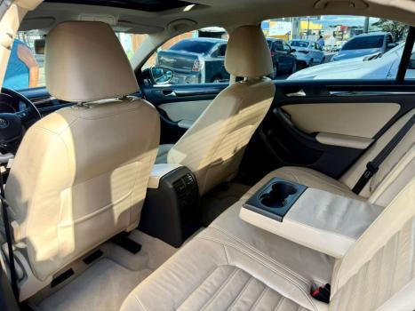 VOLKSWAGEN Jetta 2.0 4P TSI HIGHLINE 200 CV AUTOM�TICO, Foto 8