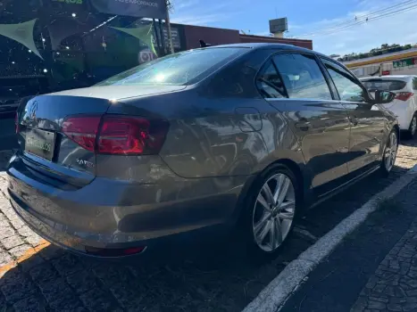 VOLKSWAGEN Jetta 2.0 4P TSI HIGHLINE 211 CV AUTOM�TICO, Foto 6