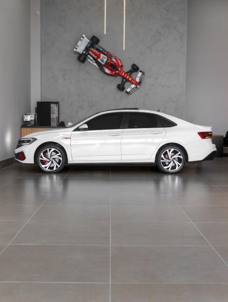 VOLKSWAGEN Jetta 2.0 4P 350 TSI GLI AUTOM�TICO DSG, Foto 2