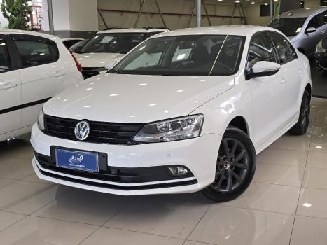 VOLKSWAGEN Jetta 2.0 4P TRENDLINE FLEX AUTOM�TICO, Foto 3