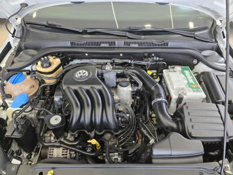 VOLKSWAGEN Jetta 2.0 4P TRENDLINE FLEX AUTOM�TICO, Foto 18