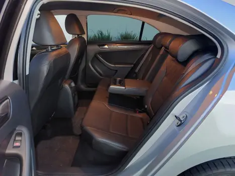 VOLKSWAGEN Jetta 2.0 4P FLEX COMFORTLINE TIPTRONIC AUTOM�TICO, Foto 12