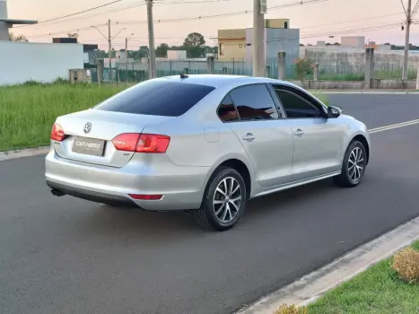 VOLKSWAGEN Jetta 2.0 4P FLEX COMFORTLINE TIPTRONIC AUTOM�TICO, Foto 5