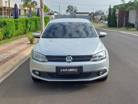 VOLKSWAGEN Jetta 2.0 4P FLEX COMFORTLINE TIPTRONIC AUTOM�TICO, Foto 2