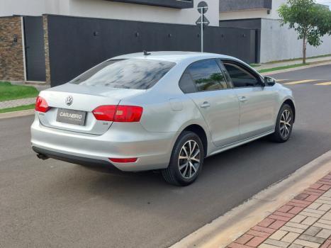 VOLKSWAGEN Jetta 2.0 4P FLEX COMFORTLINE TIPTRONIC AUTOM�TICO, Foto 5