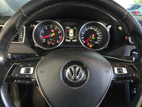 VOLKSWAGEN Jetta 2.0 4P TSI HIGHLINE 211 CV AUTOM�TICO, Foto 12