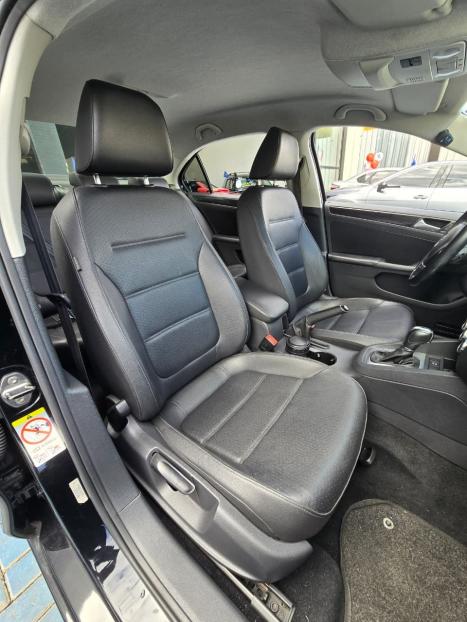 VOLKSWAGEN Jetta 2.0 4P COMFORTLINE TIPTRONIC AUTOM�TICO, Foto 13