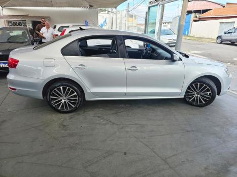 VOLKSWAGEN Jetta 2.0 4P TSI HIGHLINE 200 CV AUTOM�TICO, Foto 7
