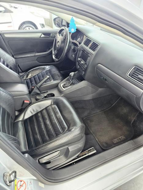 VOLKSWAGEN Jetta 2.0 4P TSI HIGHLINE 200 CV AUTOM�TICO, Foto 10