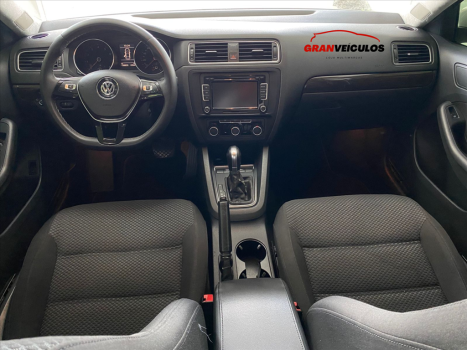 VOLKSWAGEN Jetta 2.0 4P FLEX COMFORTLINE TIPTRONIC AUTOM�TICO, Foto 7