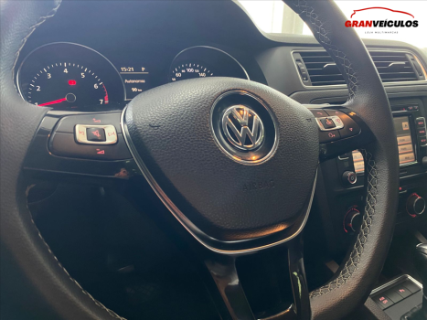 VOLKSWAGEN Jetta 2.0 4P FLEX COMFORTLINE TIPTRONIC AUTOM�TICO, Foto 8